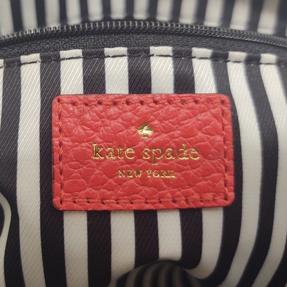 New kate spade Large Red Domed 2 Way Pebble Leather Convertible Crossbod… - Picture 15 of 16